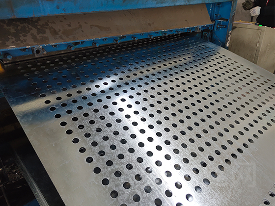 Perforated Metal Mesh Quality Control