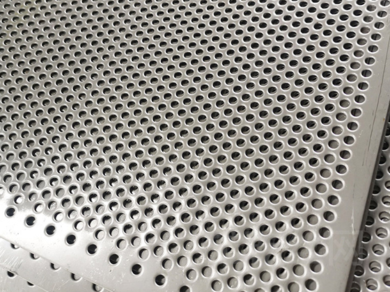 Round Hole Perforated Metal Mesh by XIONGQIAN